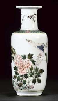 Kangxi A famille verte small rouleau vase